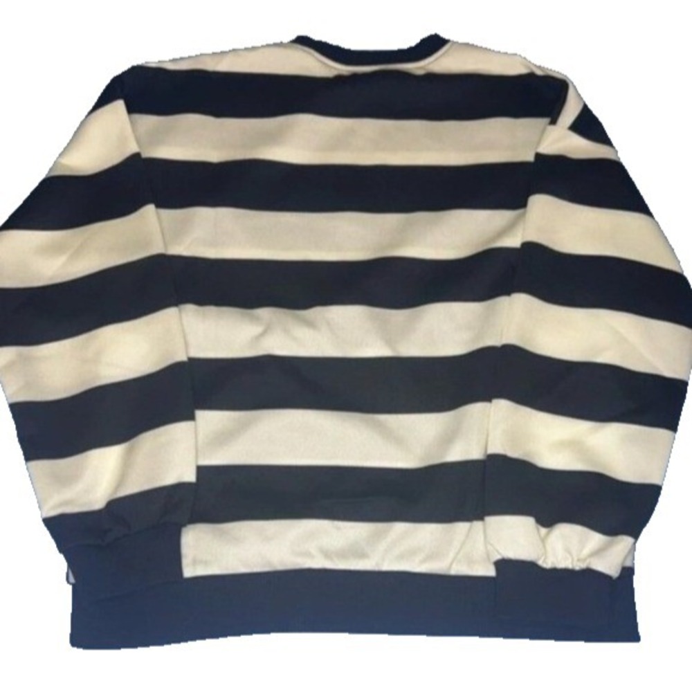 NWOT Girls Sweater size 12-14 Y extra large